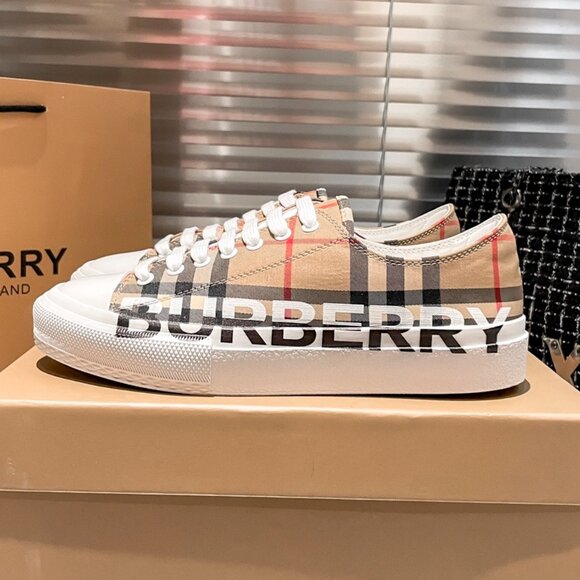 BURBERRY LARKHALL BEIGE CHECK CANVAS LOGO SNEAKERS - Picture 3 of 7